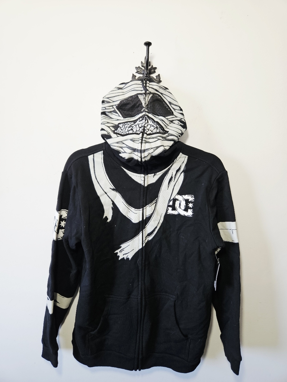 NWT 2000's DC Full Face Zip Hoodie Size L Mummy Wrap Full Zip NOS